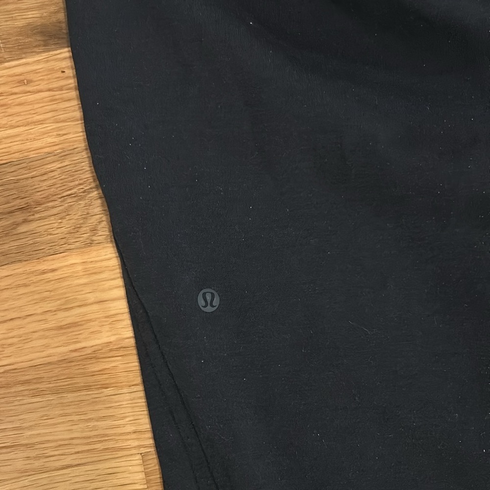 Lululemon capris - Picture 3 of 3